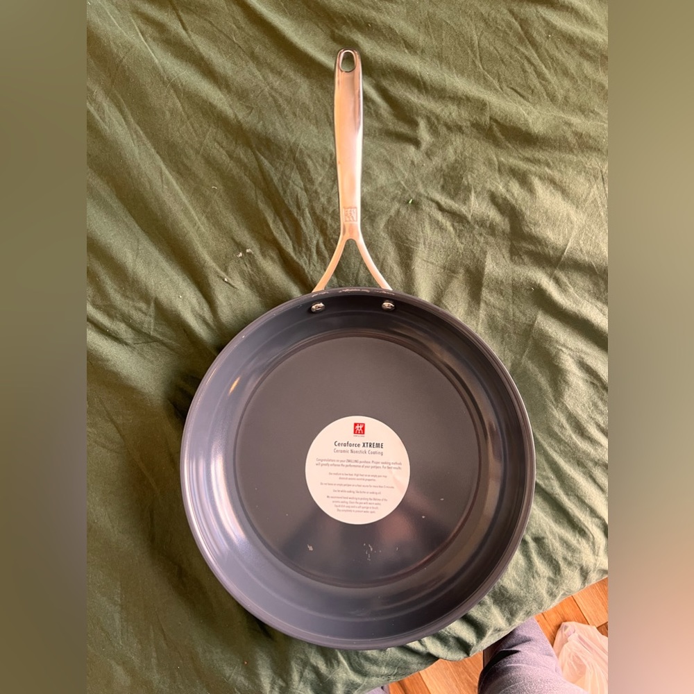 Zwilling Ceraforce XTREME Ceramic Nonstick Pan